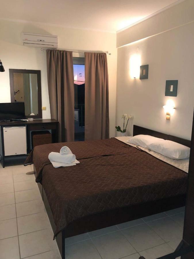 Porto Marathos Hotel Marathopoli Ngoại thất bức ảnh